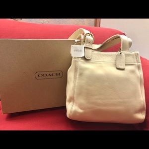 Iconic, vintage, Coach bag!
